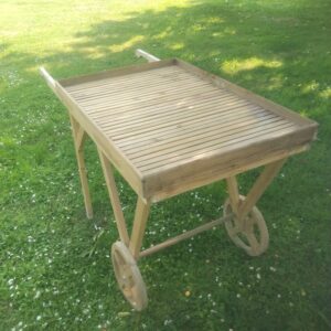 IMG_20250609_181752.jpg Présentoir chariot candy bar bois n°2