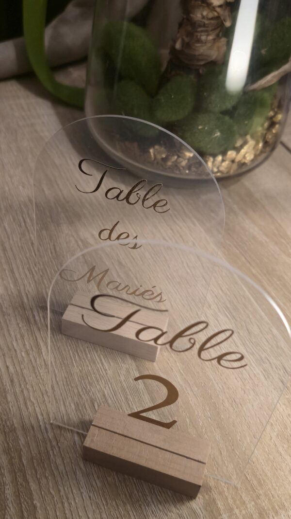 Numéro de table "plexi arch"